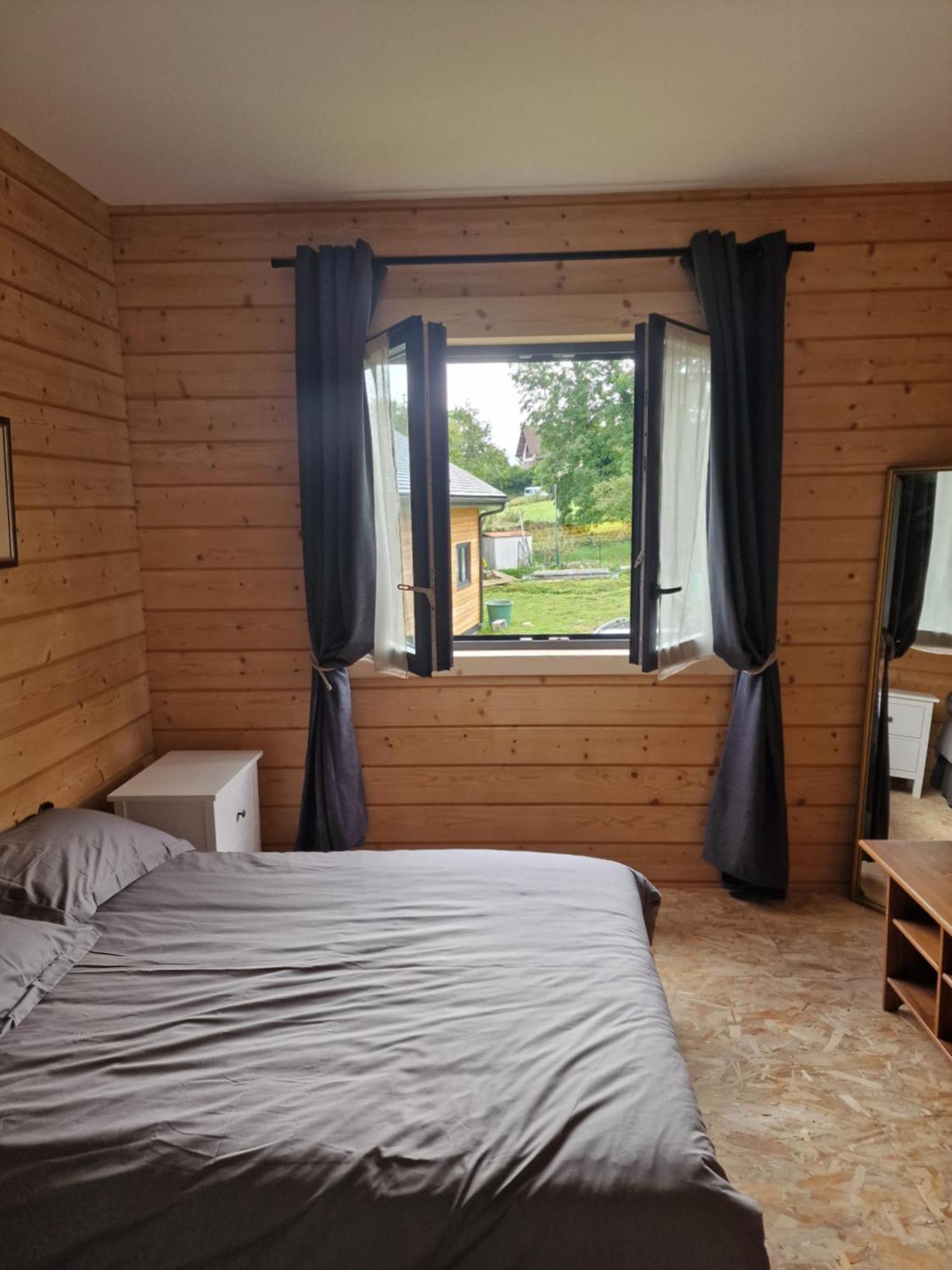 L'Edelweiss Normand Bed & Breakfast Saint-Marcel  Exterior foto